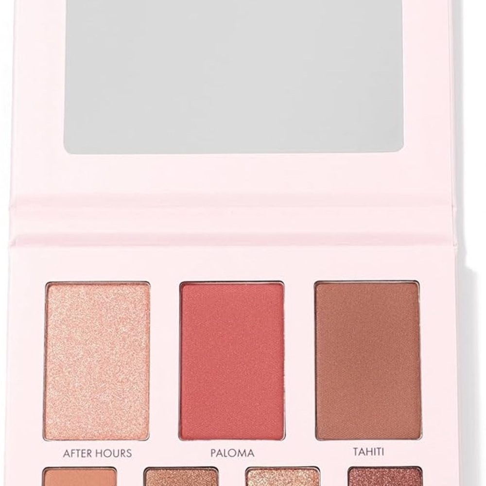 Wander Beauty makeup palette in Island  Hop